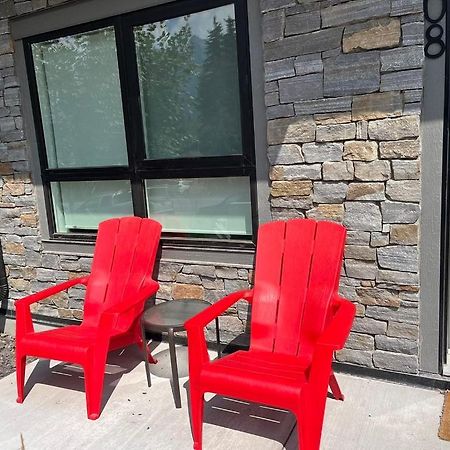 Mountain View Studio In Town Canmore Zewnętrze zdjęcie
